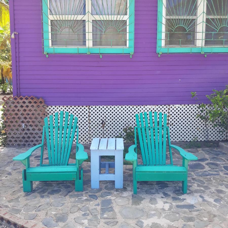 Coco'S Beachfront Cabanas Seine Bight Village エクステリア 写真
